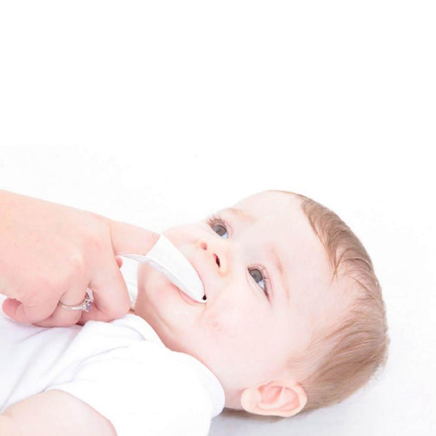 teething_wipes brush-baby best teething care for babies - lifestyle